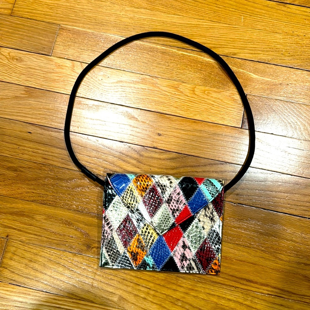 Elizabeth and James belt bag